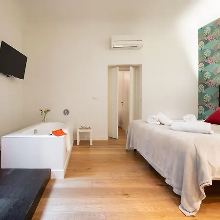 Keys Of Italy - Tornabuoni 5 Tot - Luxury Apartment Florence